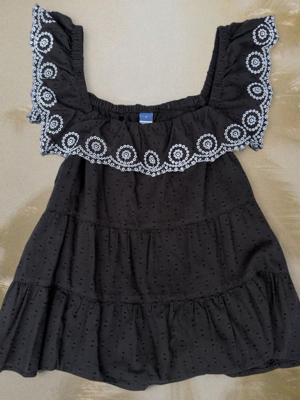 Old Navy Sleeveless Blouse